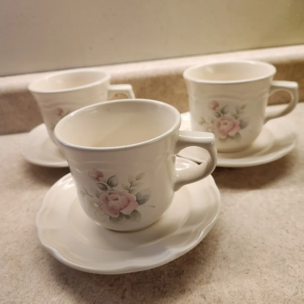 Pfaltzgraff White and Pink Floral Mug Set Of 3 - Picture 3 of 13